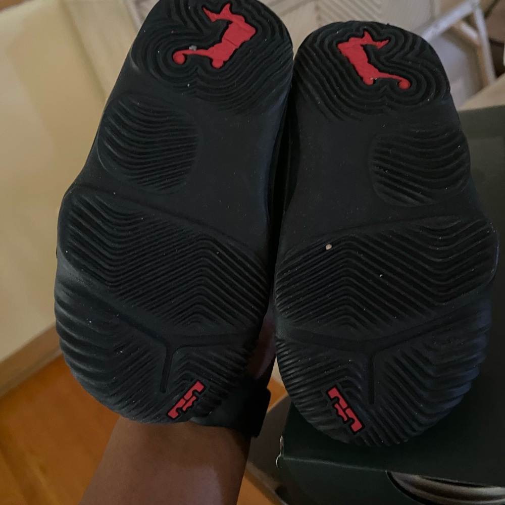 Lebron xvi - Picture 3 of 3